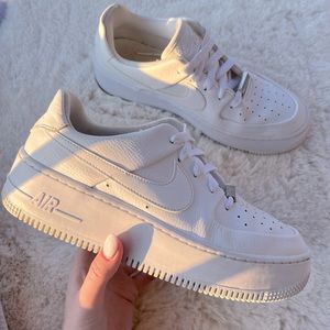 Nike Air Force 1 Sage Low White